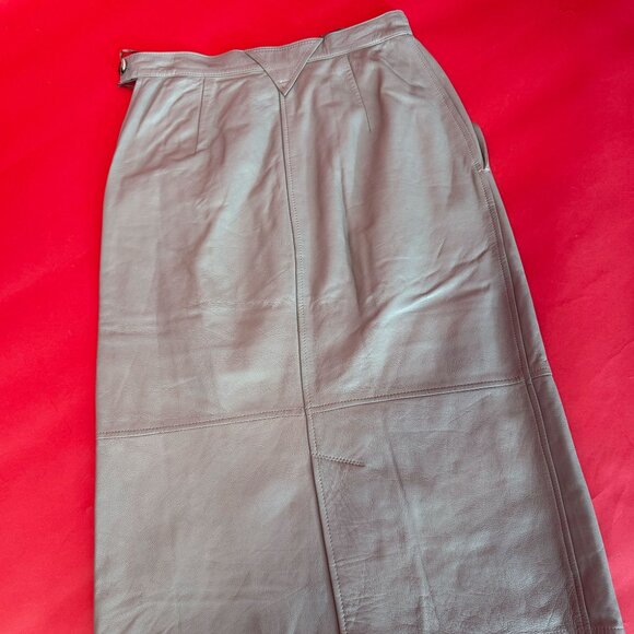 Vintage Saint Mignon Leather Pencil Skirt – 1980s French Design - Picture 8 of 12